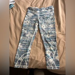 Lululemon Run Inspire Crops Size 6